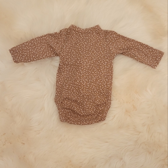 Newborn 3 piece overall set - Picture 3 of 10